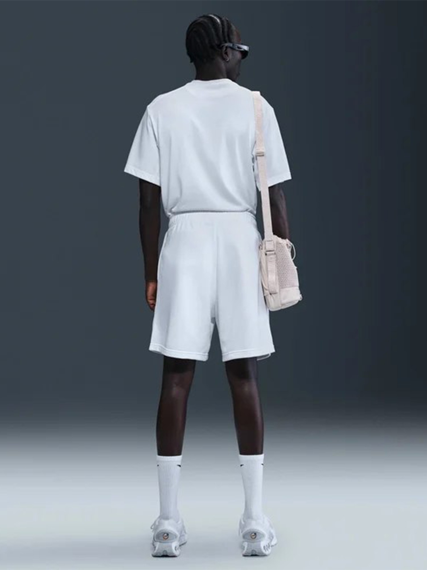 Шорти чоловічі Nike M NSW SW AIR SHORT FT білі HM0178-100 изображение 6