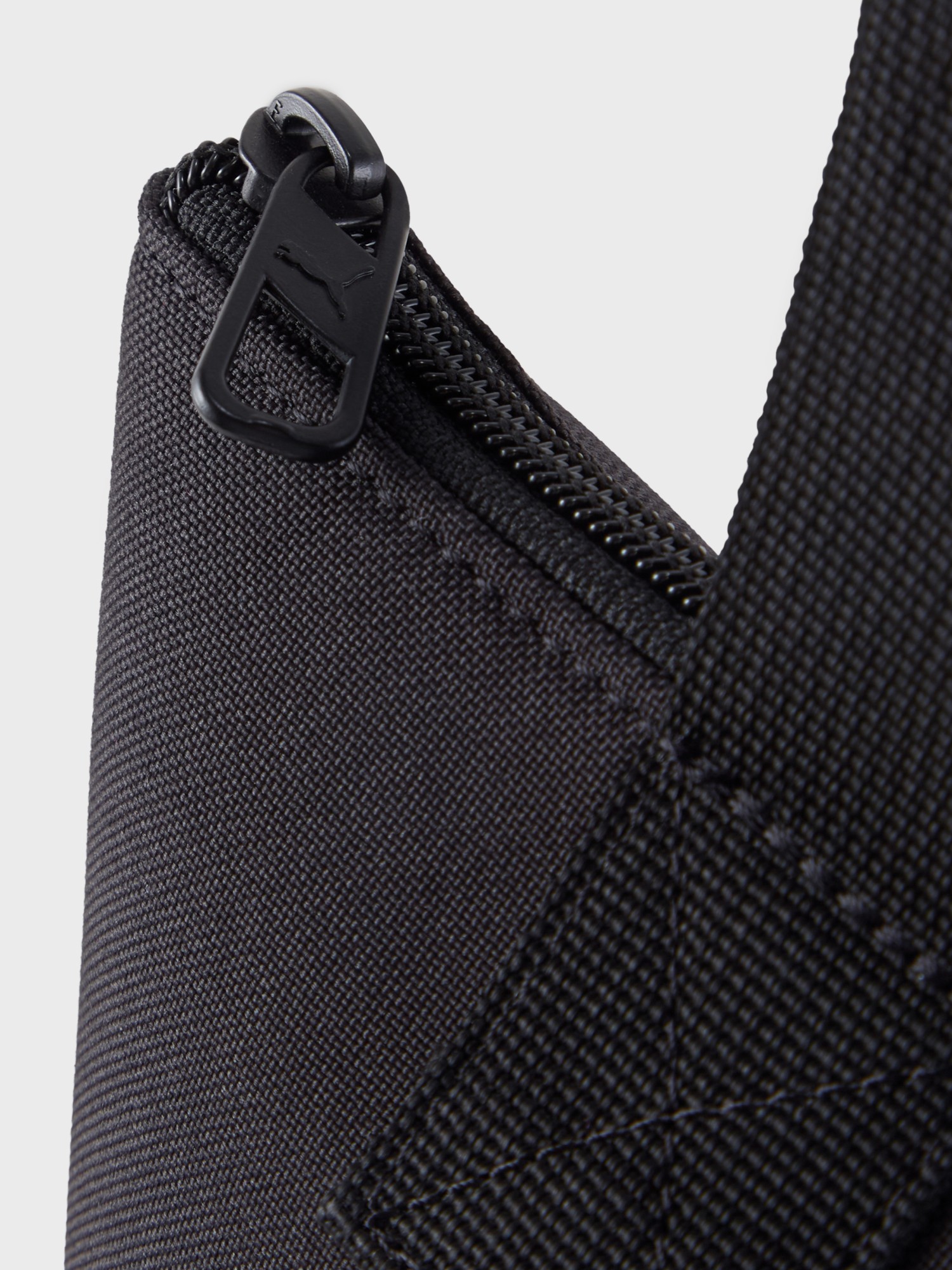 Сумка  Puma BUZZ Tote черная 09115701 изображение 4