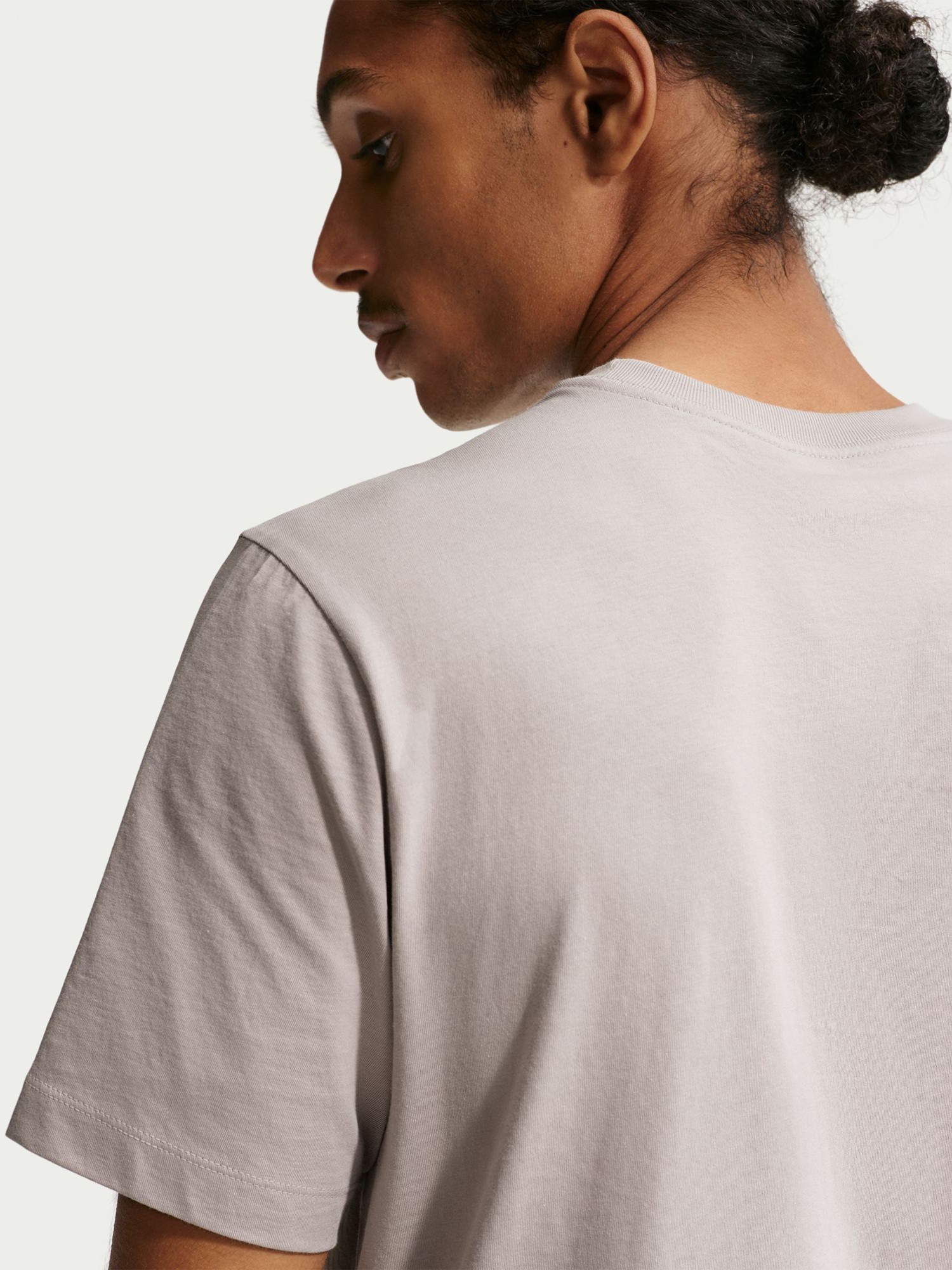 Футболка чоловіча Nike U NSW TEE STD BLUR FUTURA сіра IH1131-009 изображение 4