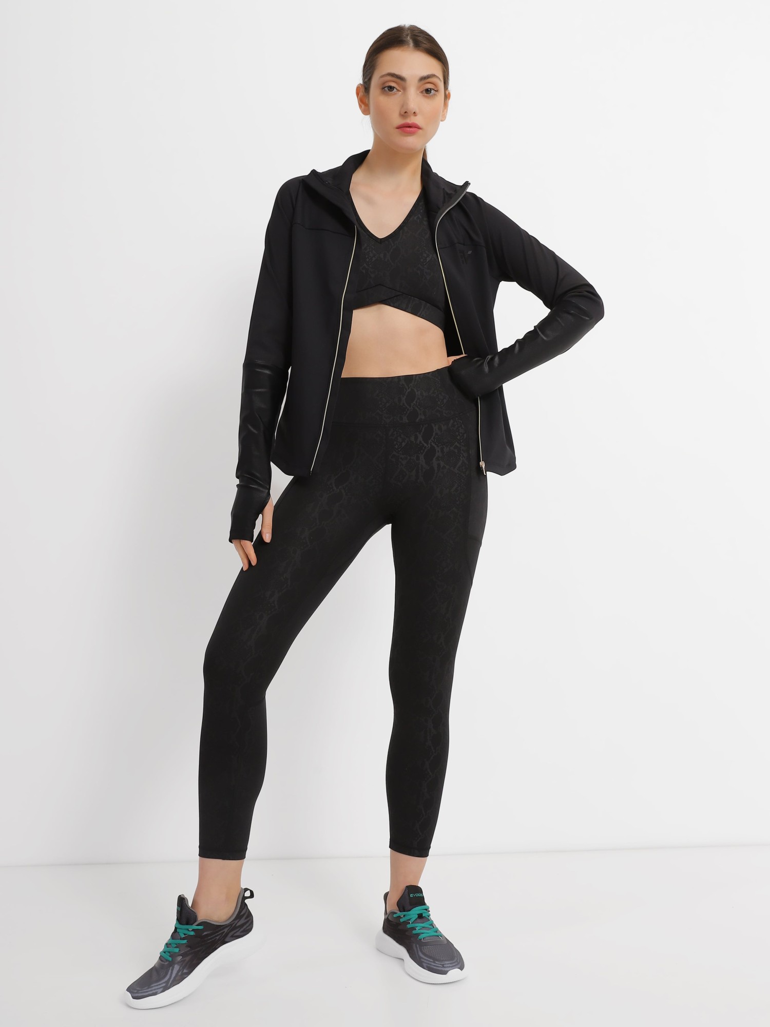 Толстовка жіноча Evoids Erba чорна 312308-010 изображение 3