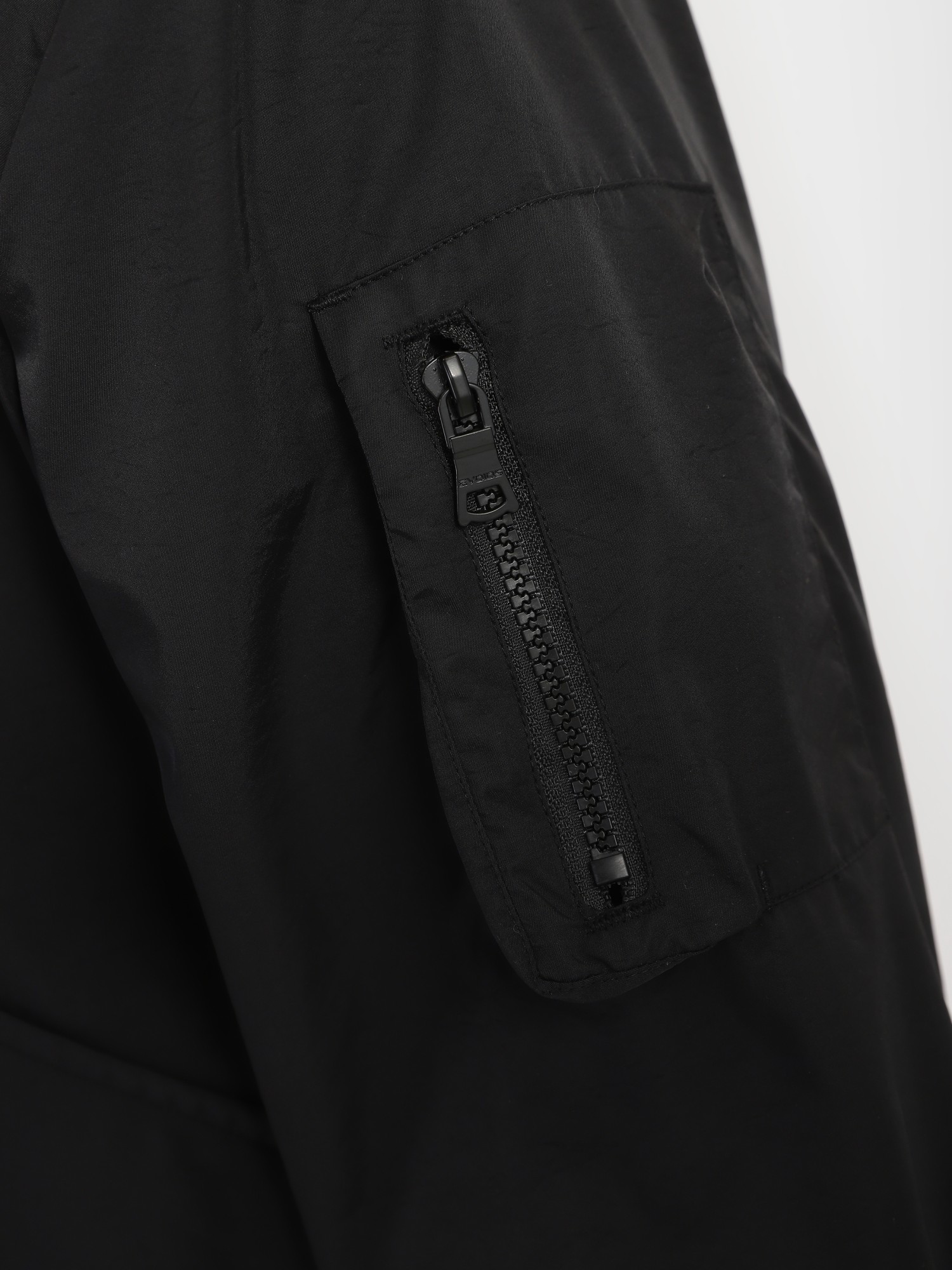 Вітрівка чоловіча Evoids Hanwell чорна 552309-010 изображение 6