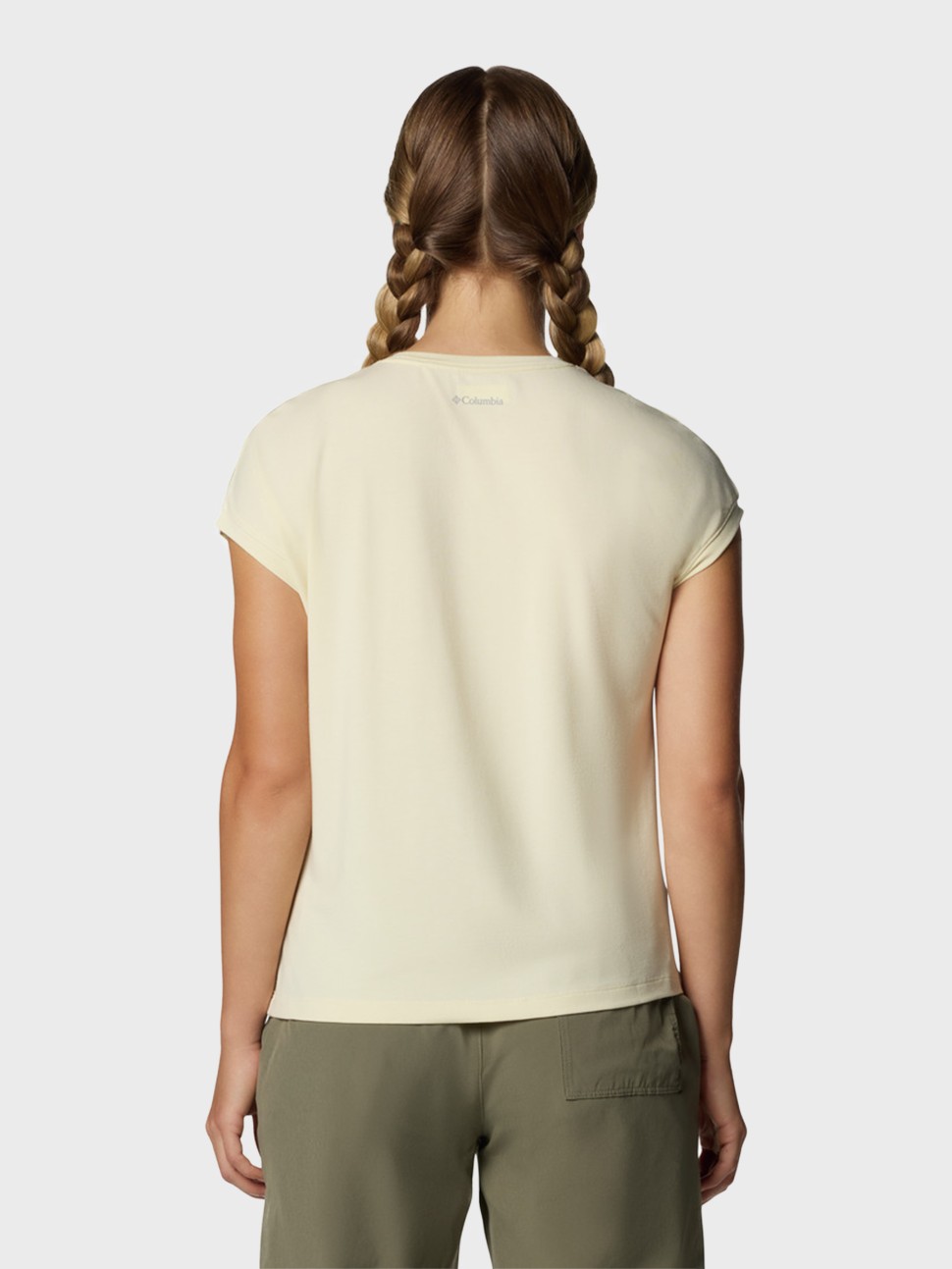 Футболка женская Columbia Boundless Trek™ Short Sleeve Tee желтая 2033481-758 — фото 4 — Sport City Футболка женская Columbia Boundless Trek™ Short Sleeve Tee желтая 2033481-758 — фото 4
