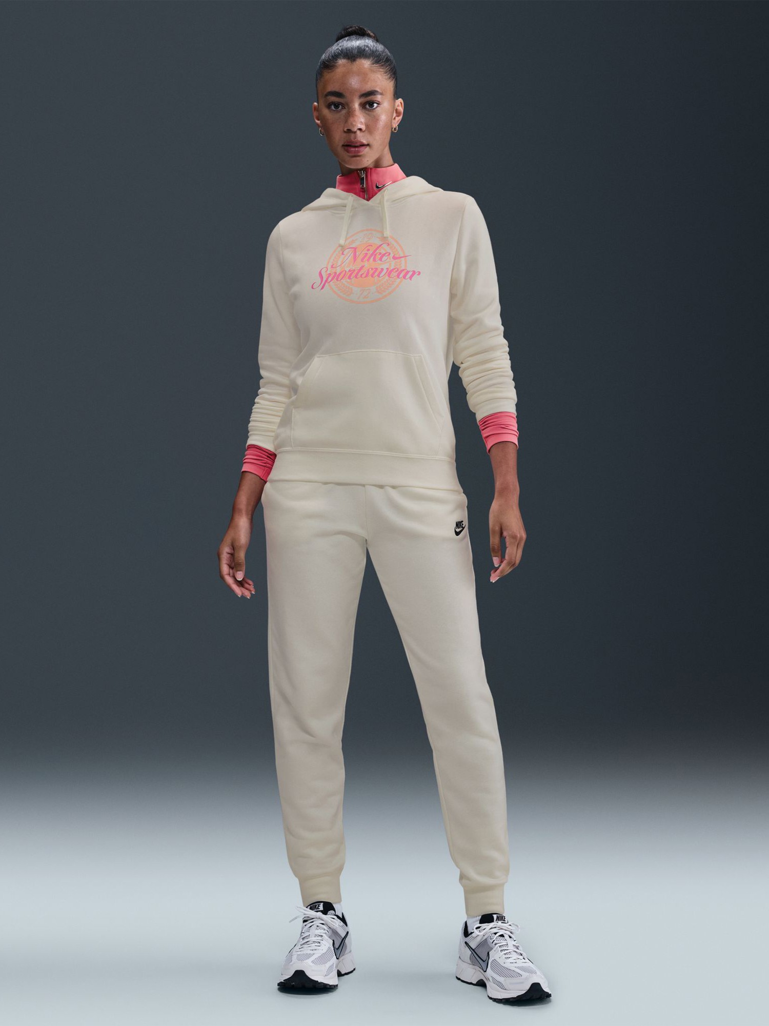Толстовка женская Nike W NSW CLUB FLC GX STD PO HDY молочная IH8496-133 изображение 5
