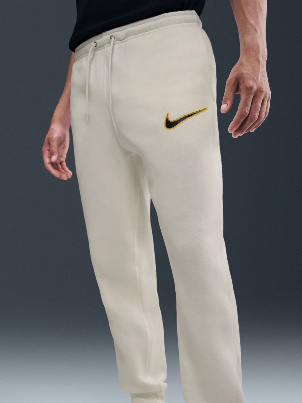 Штани чоловічі Nike M NK CLUB BB JGGR NEO VARSITY молочні HV0865-133 — фото 5