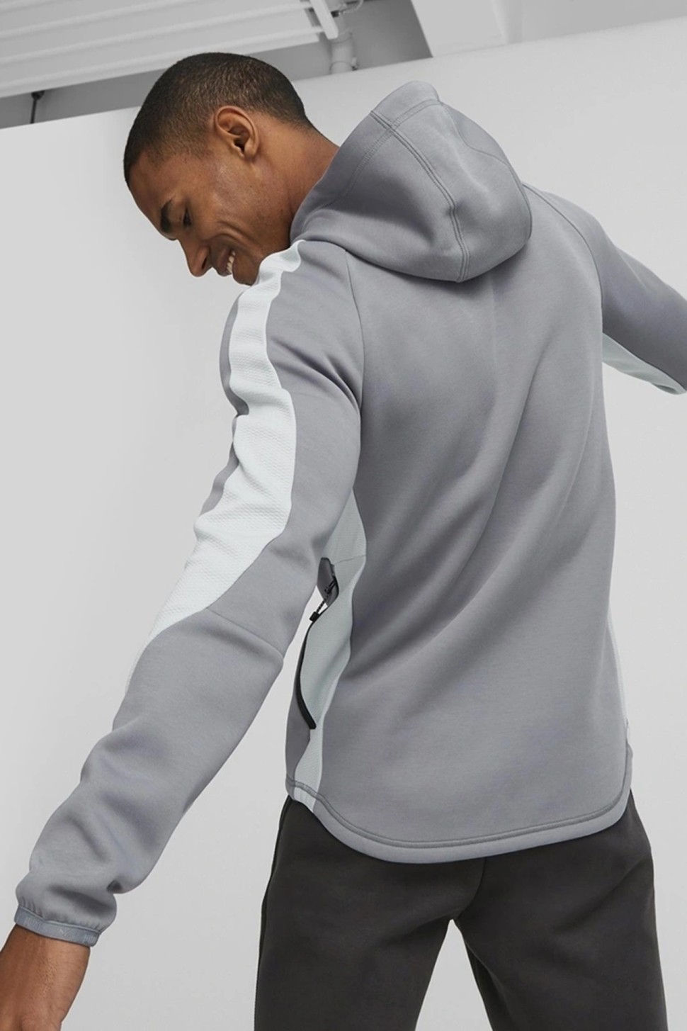 Толстовка мужская Puma EVOSTRIPE Full-Zip Hoodie серая 67331369 — фото 3