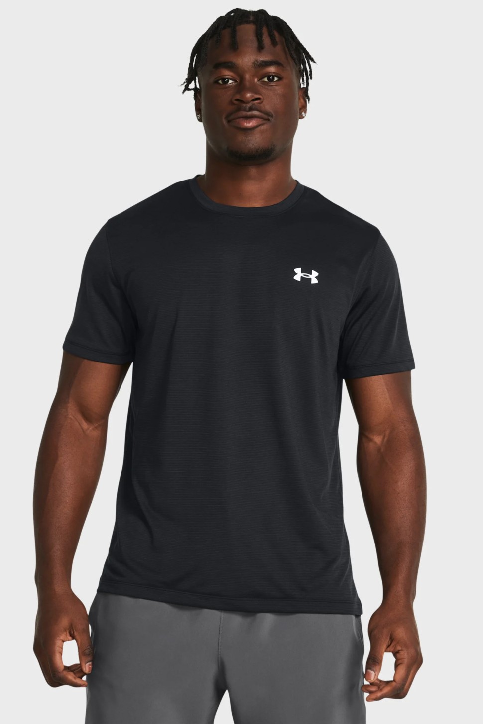 Футболка чоловіча Under Armour UA STREAKER TEE чорна 1382582-001 — фото 2