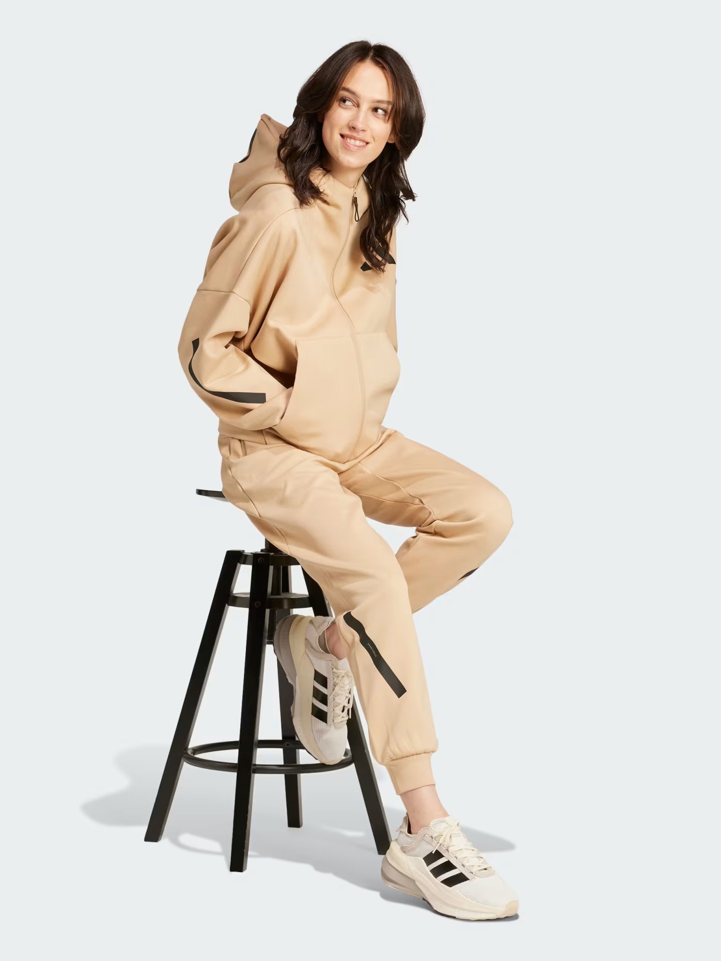 Брюки женские Adidas W Z.N.E. PT бежевые JD9587 изображение 4