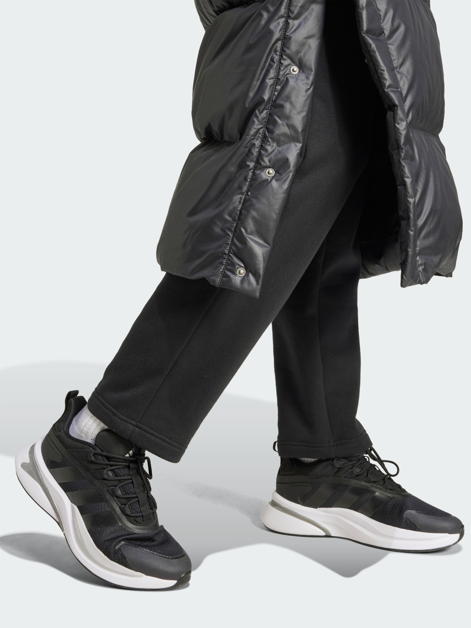 Куртка жіноча Adidas W BIG BAFFLE C чорна IV9770 изображение 6