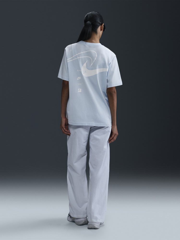 Футболка жіноча Nike W NSW CLUB SS TEE OC SWOOSH блакитна HQ1698-423 изображение 3