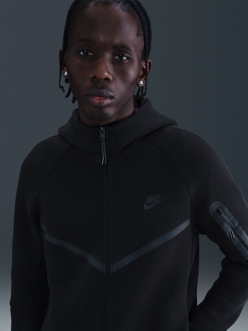 Толстовка чоловіча Nike M NK TCH FLC FZ WR HOODIE чорна HV0949-010 — фото 2
