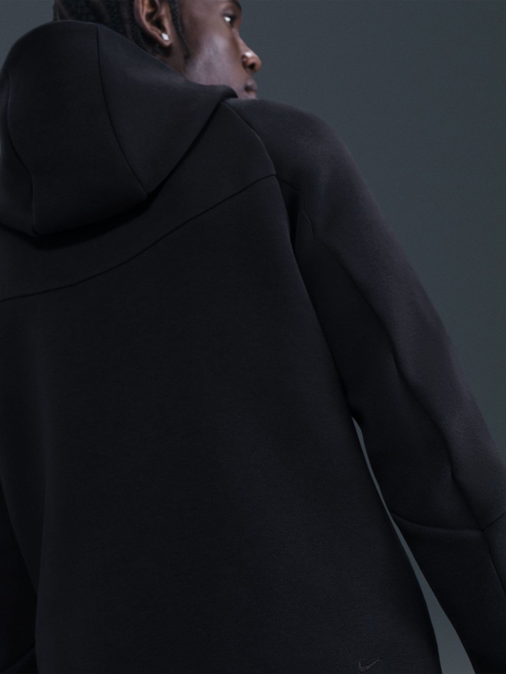 Толстовка мужская Nike M NK TCH FLC FZ WR HOODIE черная HV0949-010 изображение 3 Толстовка мужская Nike M NK TCH FLC FZ WR HOODIE черная HV0949-010 изображение 3