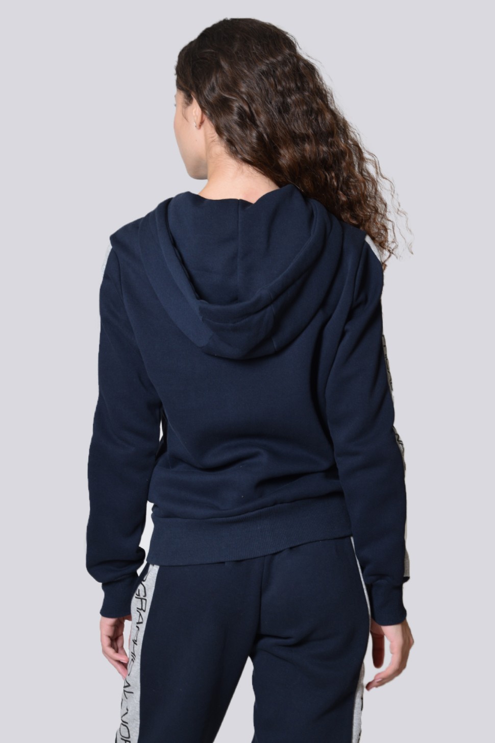 Толстовка женская Geographical Norway синяя WQ886F-450 — фото 3 — Sport City Толстовка женская Geographical Norway синяя WQ886F-450 — фото 3