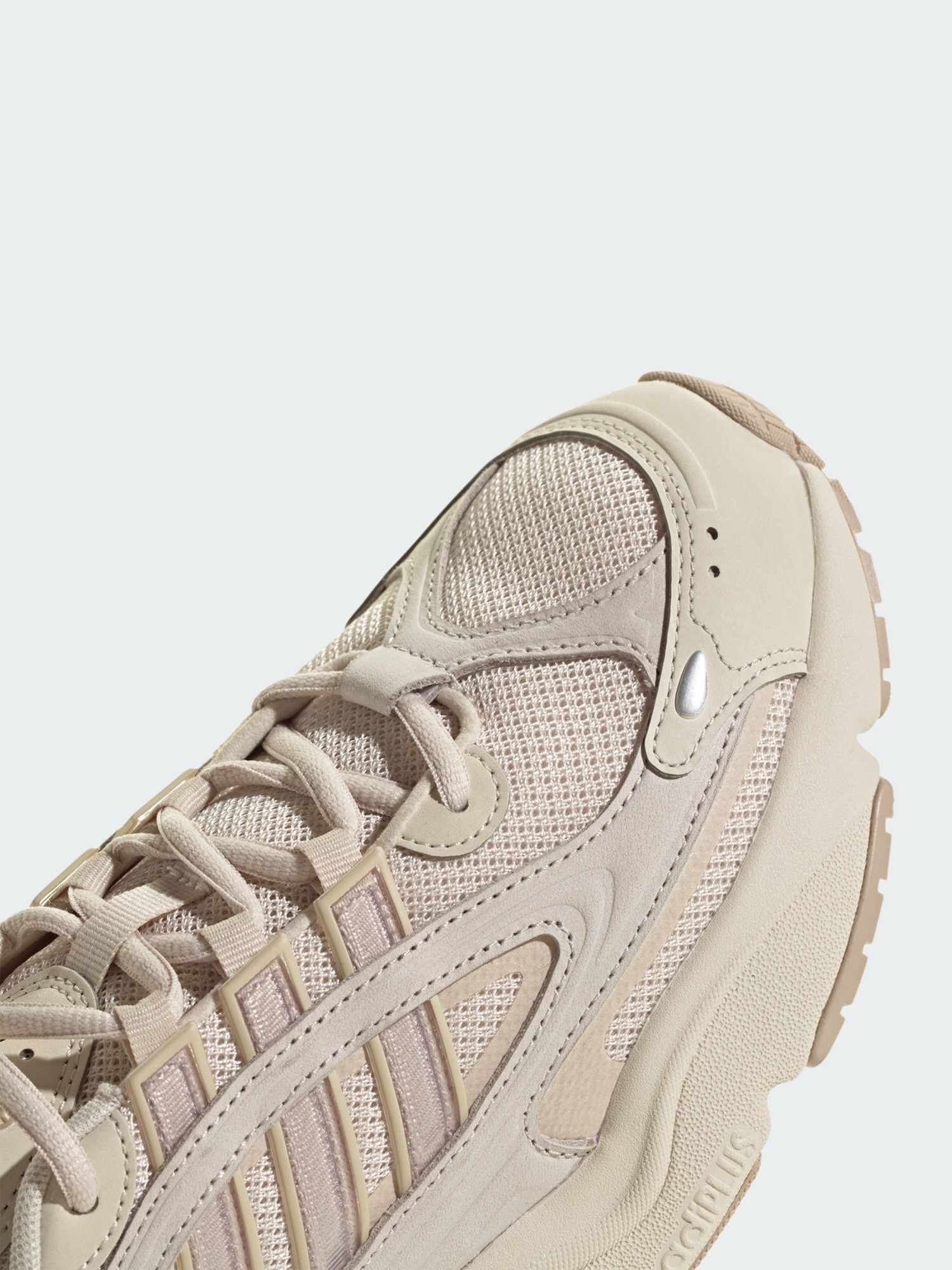 Кроссовки женские Adidas OZMILLEN бежевые IF9597 изображение 5