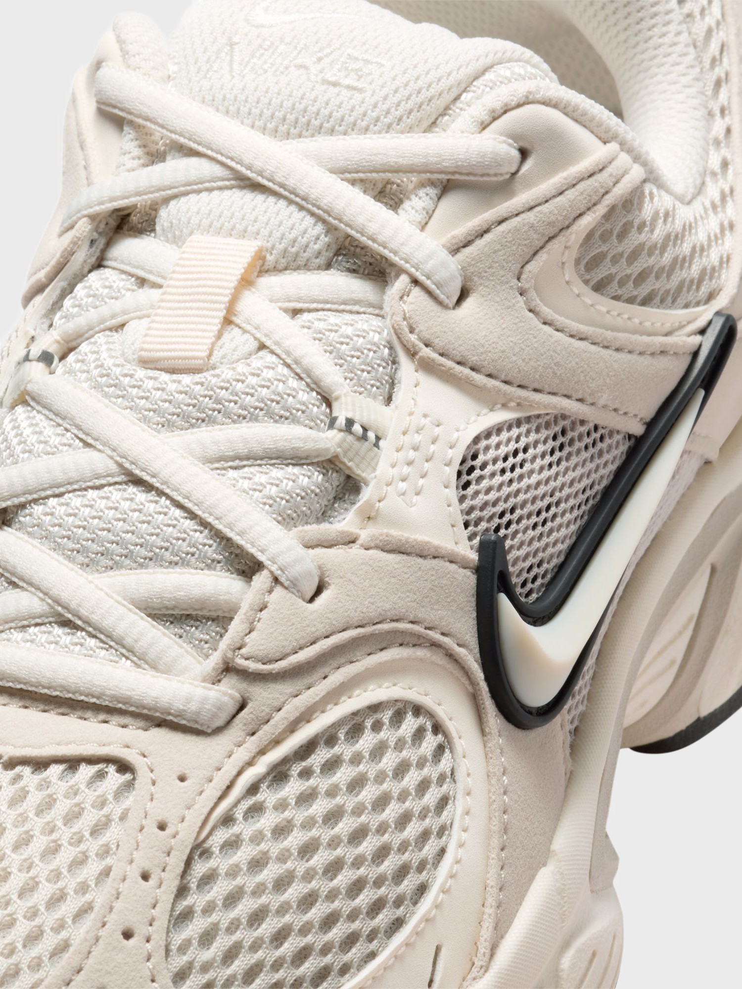 Кроссовки женские Nike W V5 RNR SUEDE кремовые II6294-100 изображение 4