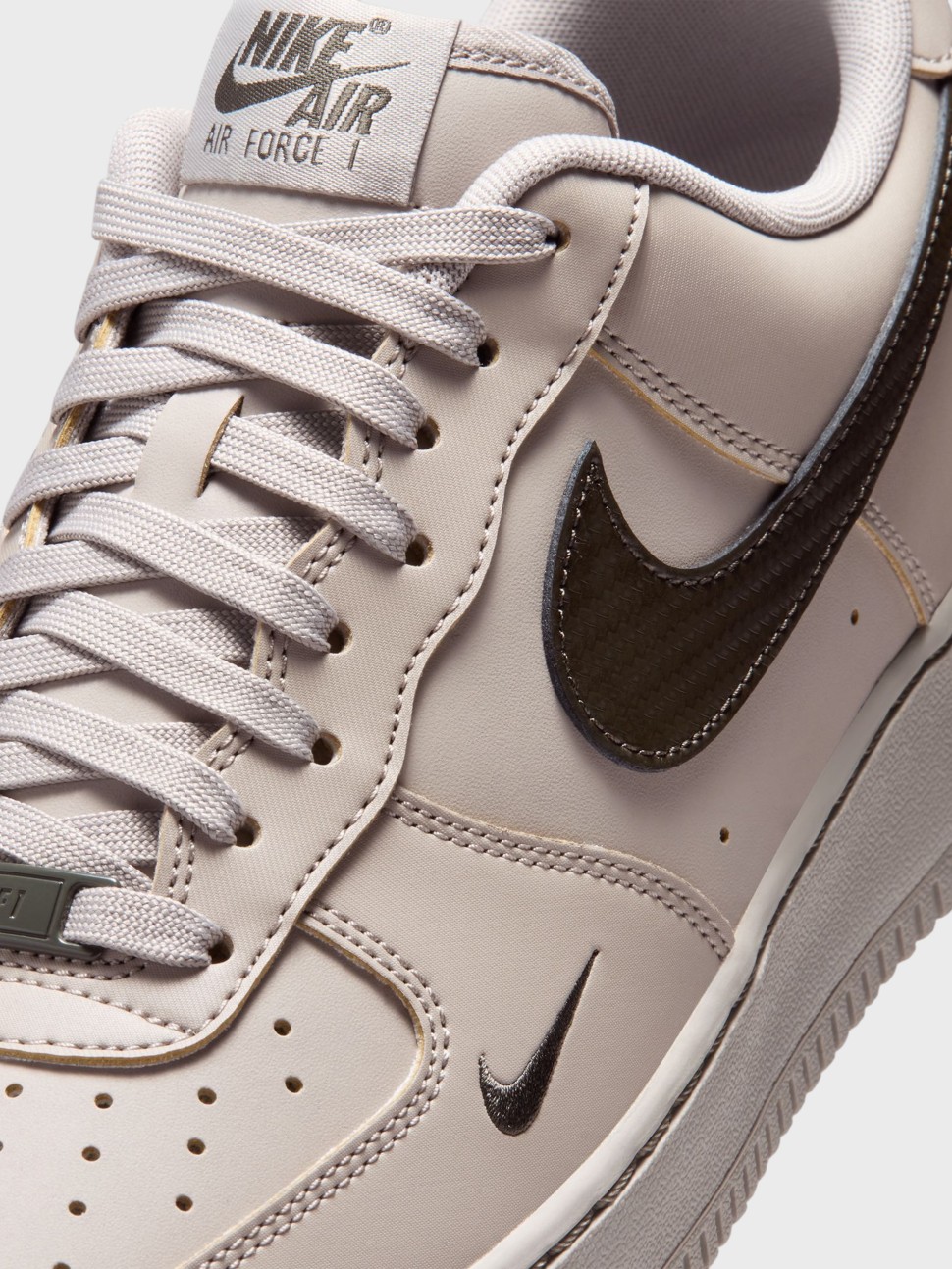Кроссовки мужские Nike AIR FORCE 1 '07 LOW CRSNT бежевые IV5732-002 — фото 5