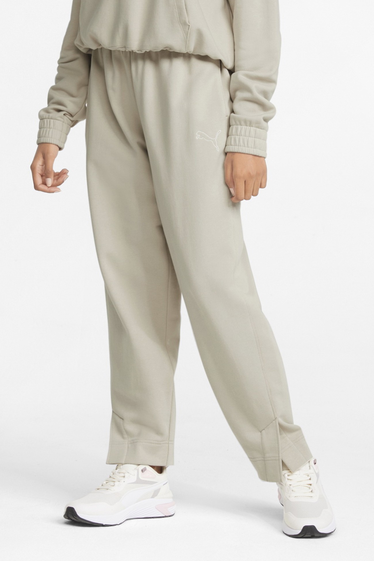 Штани жіночі Puma Her High-Waist Pants бежеві 84709664 изображение 2