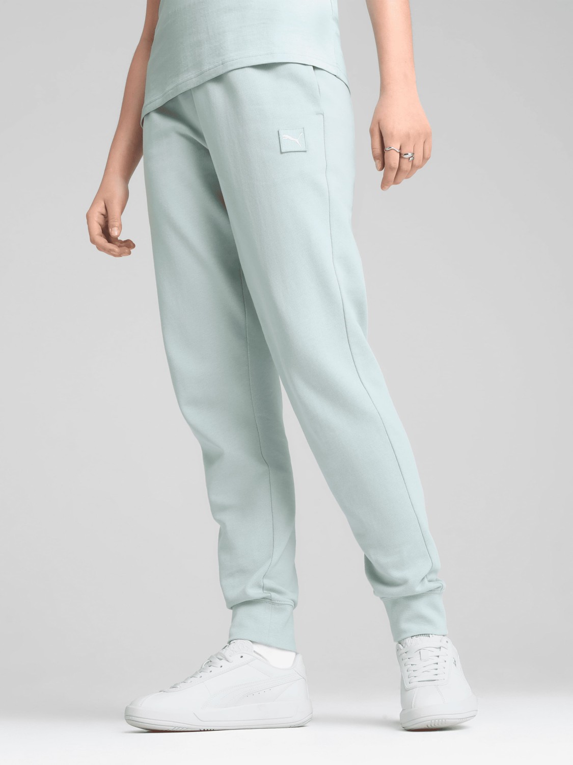 Брюки женские Puma ESS ELEVATED Sweatpants мятные 68501967 изображение 2