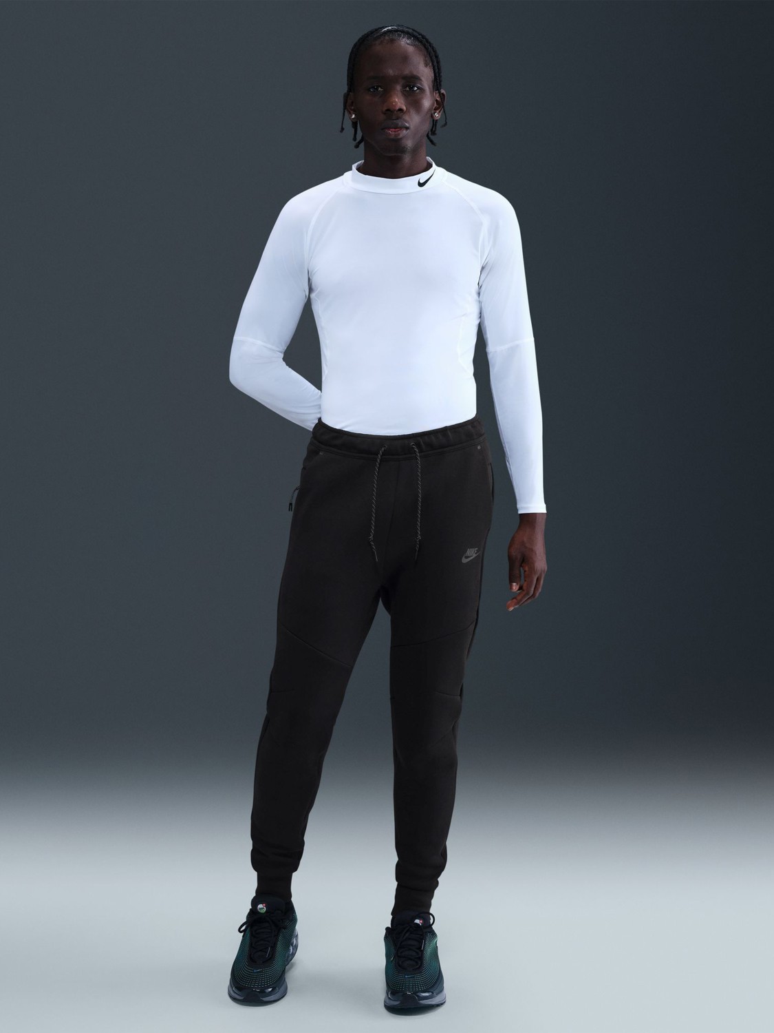 Брюки мужские Nike M NK TCH FLC JGGR черные HV0959-010 изображение 5