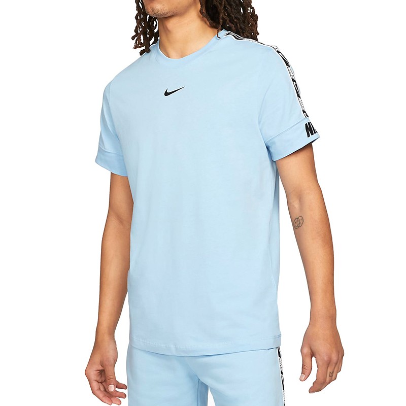 Футболка мужская Nike Sportswear Repeat T-Shirt Herren DD4497-436 — Sport City Футболка мужская Nike Sportswear Repeat T-Shirt Herren DD4497-436