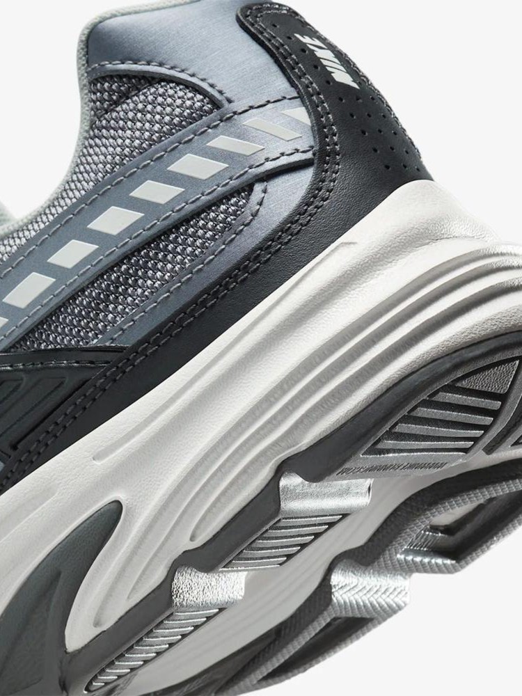 Кросівки чоловічі Nike NIKE INITIATOR графiтові IB3083-001 изображение 5