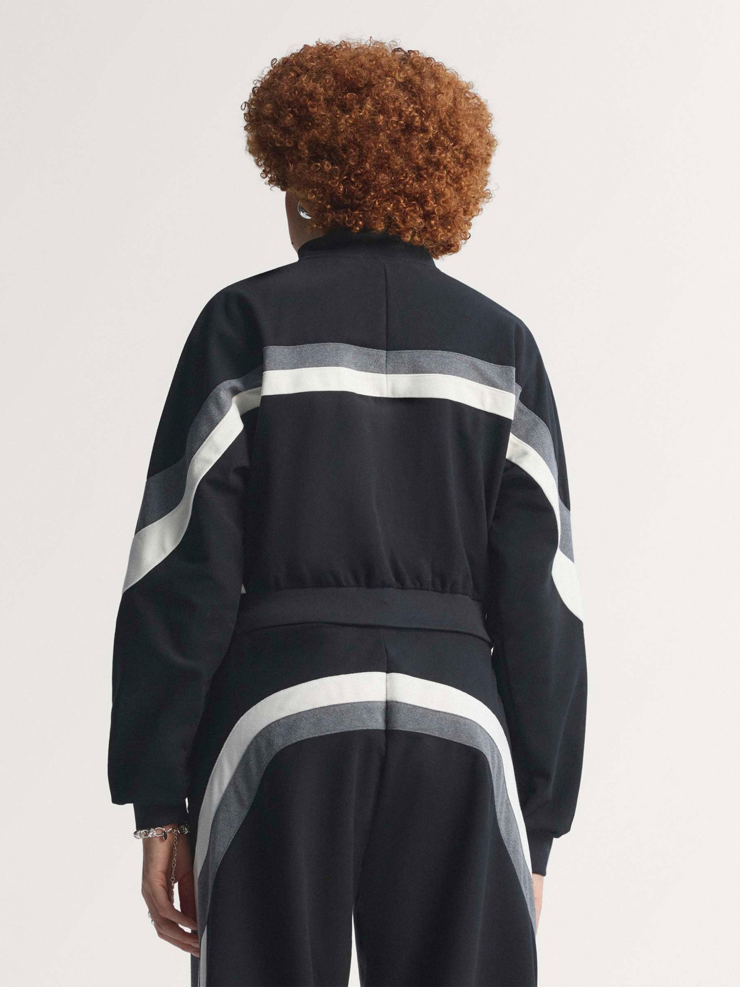 Толстовка женская Adidas TRACKTOP серая JW7289 изображение 3