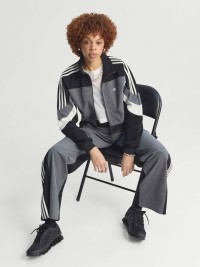 Толстовка жіноча Adidas TRACKTOP сіра JW7289 изображение 5