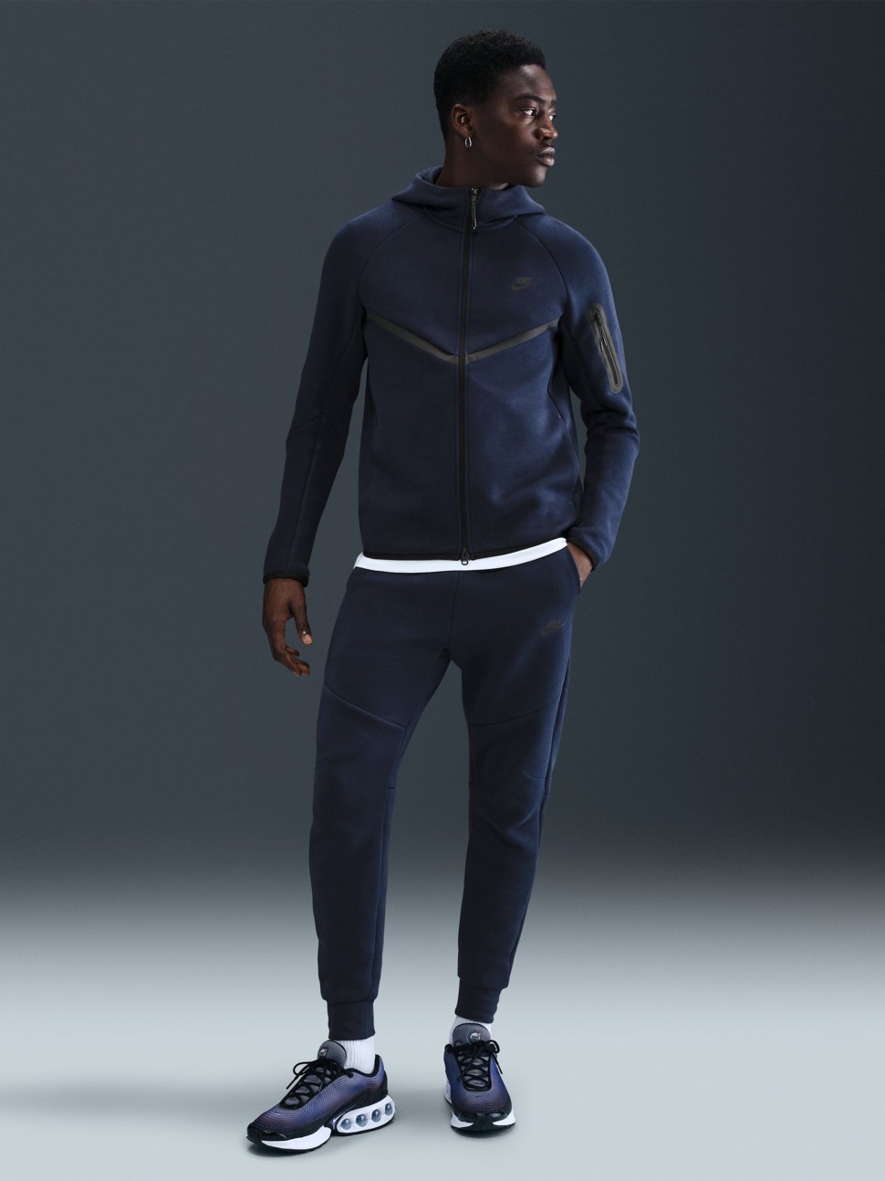 Штани чоловічі Nike M NK TCH FLC JGGR темно-сині HV0959-451 — фото 5
