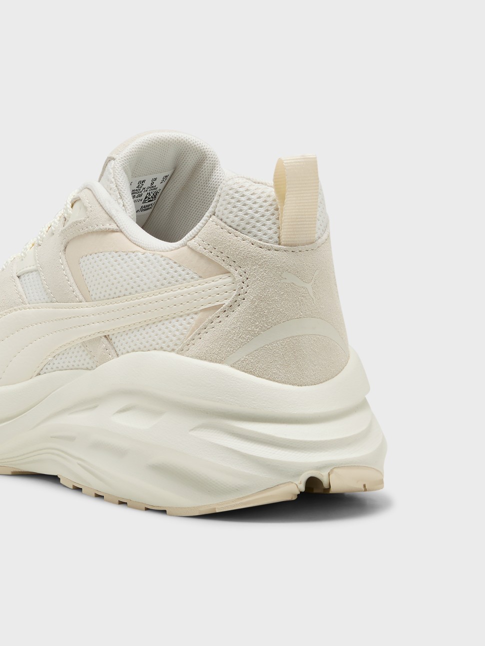 Кроссовки женские Puma Hypnotic LS молочные 40261808 — фото 4 — Sport City Кроссовки женские Puma Hypnotic LS молочные 40261808 — фото 4