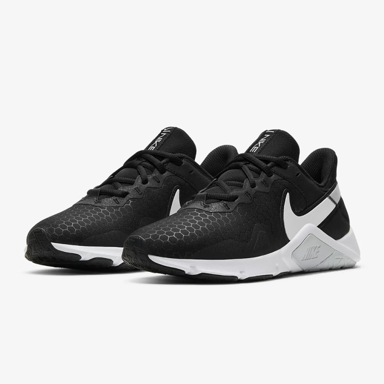 Кроссовки женские Nike Legend Essential 2 черные CQ9545-001 изображение 3