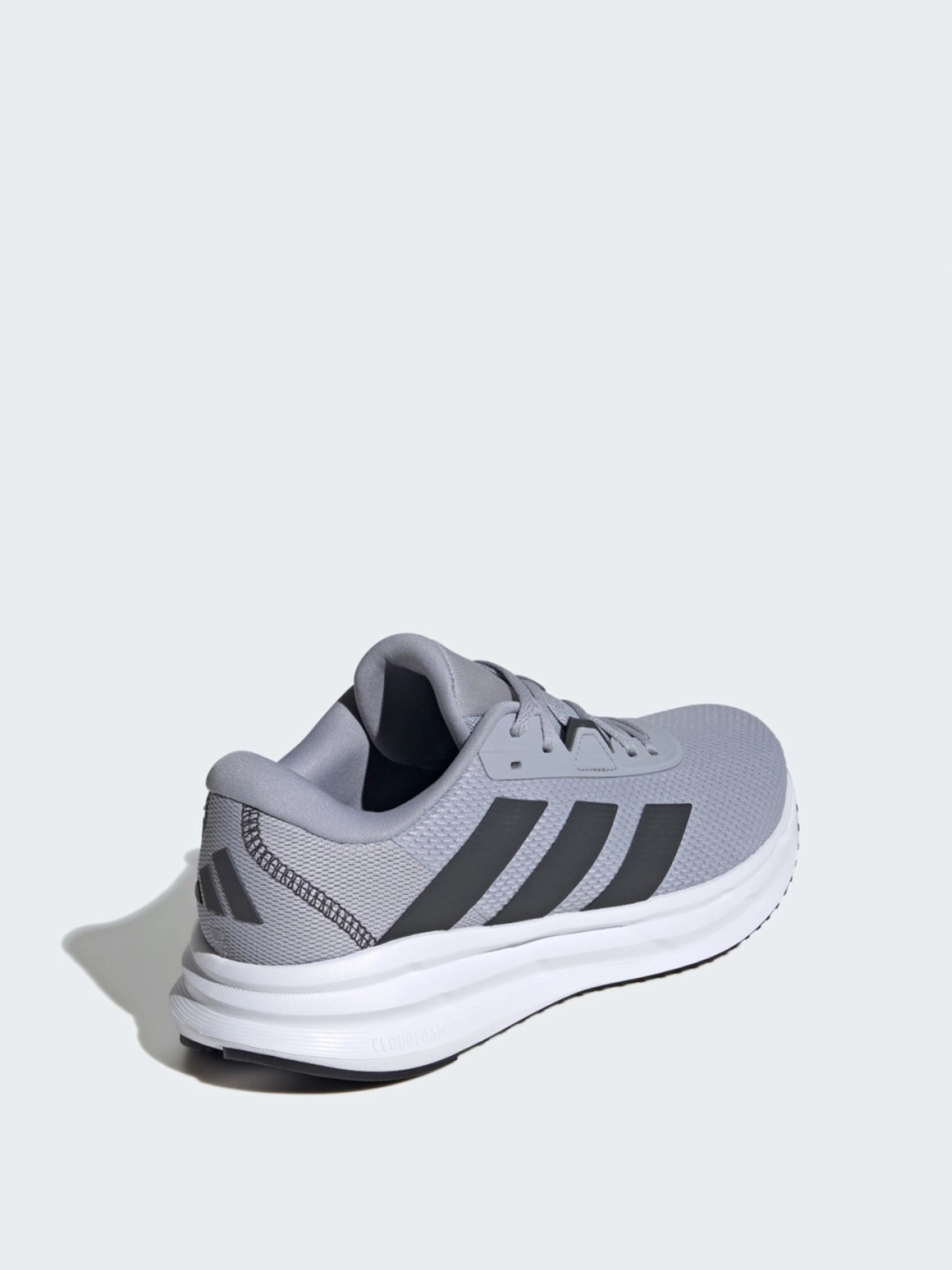 Кросівки чоловічі Adidas GALAXY 7 M сірі ID8754 изображение 3