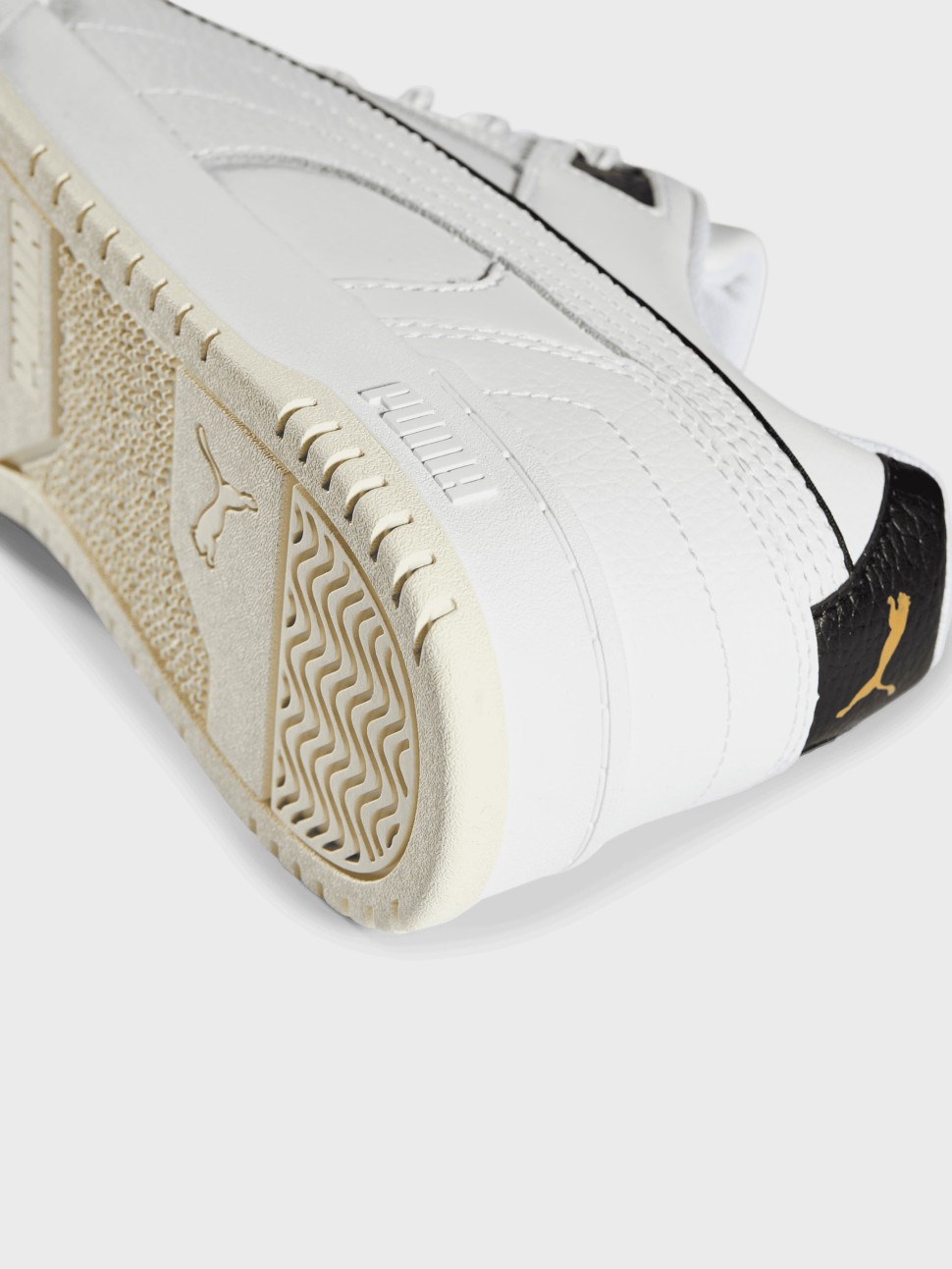 Кросівки чоловічі Puma RBD Game Low білі 38637301 — фото 5 — Sport City Кросівки чоловічі Puma RBD Game Low білі 38637301 — фото 5