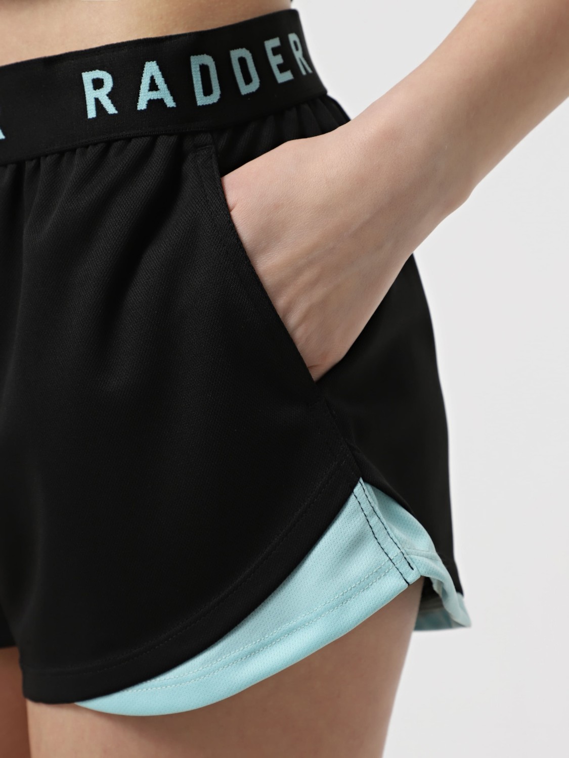 Шорти жіночі Radder Fawaris чорні 442156-001  изображение 4