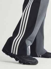 Штани жіночі Adidas TRACKPANT сірі JW7290 изображение 6