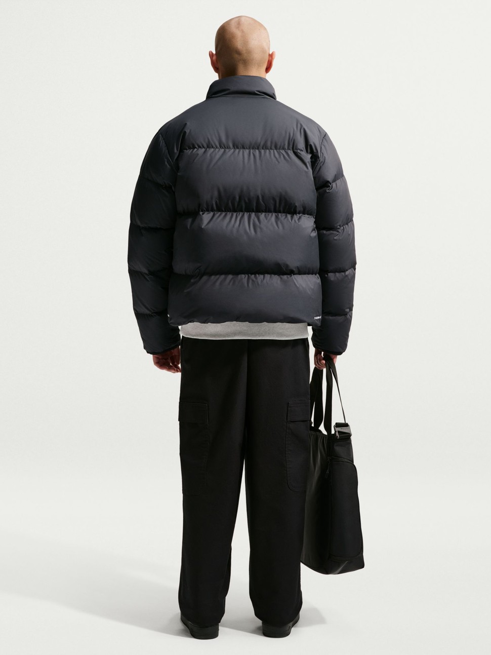 Куртка мужская Nike M NK TF CLUB PUFFER JACKET 650 черная IB2975-010 — фото 3 — Sport City Куртка мужская Nike M NK TF CLUB PUFFER JACKET 650 черная IB2975-010 — фото 3