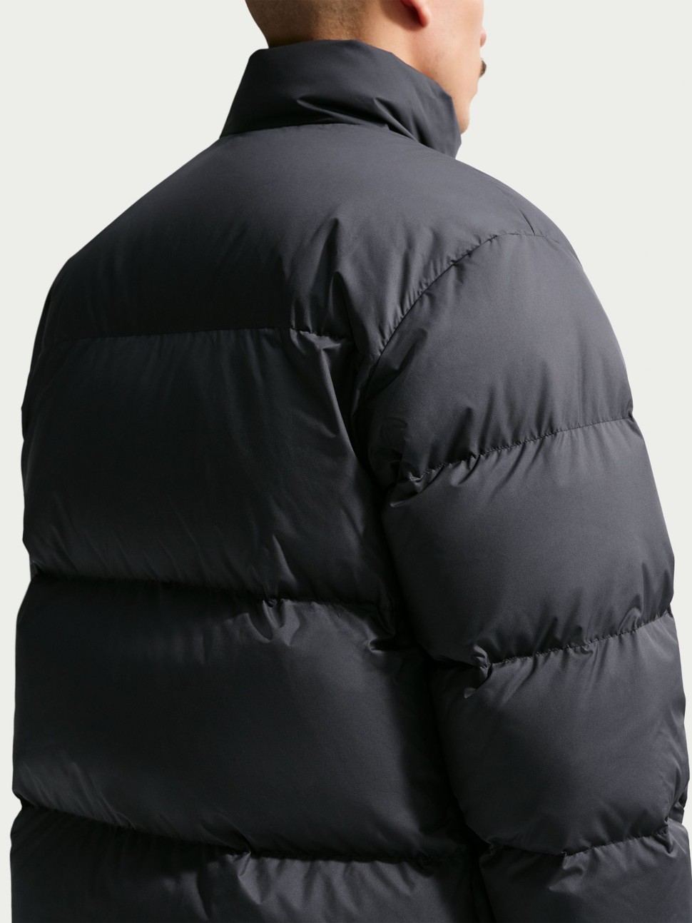 Куртка мужская Nike M NK TF CLUB PUFFER JACKET 650 черная IB2975-010 — фото 5 — Sport City Куртка мужская Nike M NK TF CLUB PUFFER JACKET 650 черная IB2975-010 — фото 5