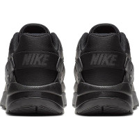 Кросівки жіночі Nike LD Victory чорні AT4441-002 