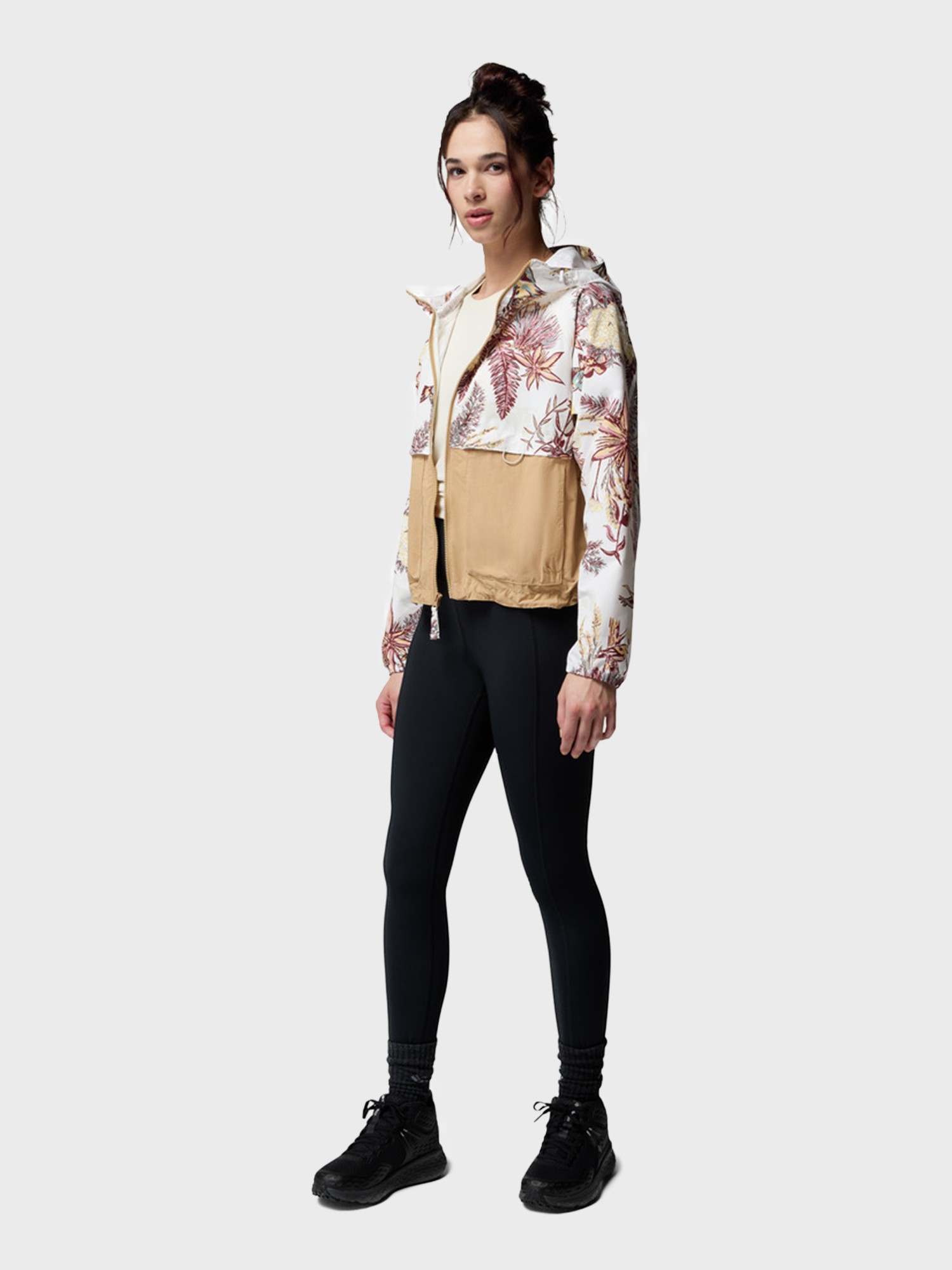 Вiтрiвка жiноча Columbia Spire Valley™ Printed Windbreaker біла 2116491-125 изображение 8