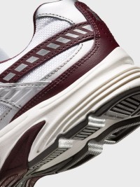 Кросівки жіночі Nike WMNS INITIATOR CN бордові IB4688-111 изображение 6