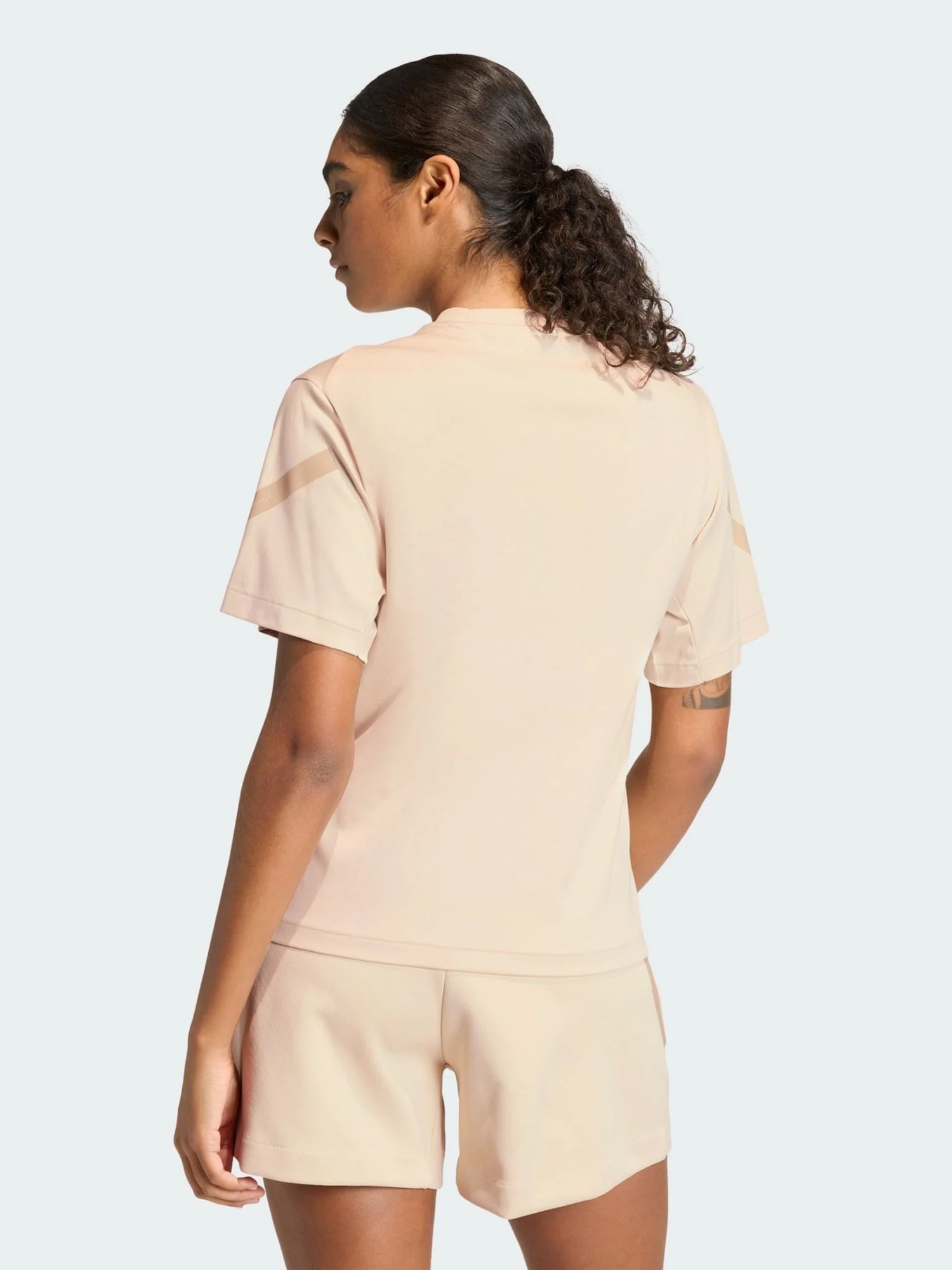 Футболка женская Adidas W Z.N.E. TEE бежевая KC7717 изображение 3