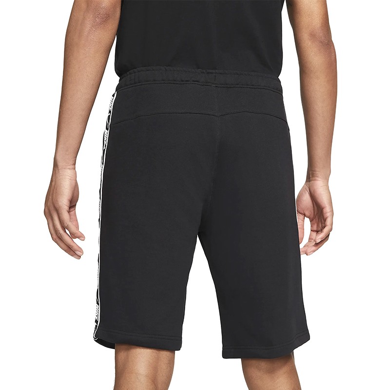 Шорти чоловічі Nike NSW Repeat Short чорні DD4496-010 — фото 2