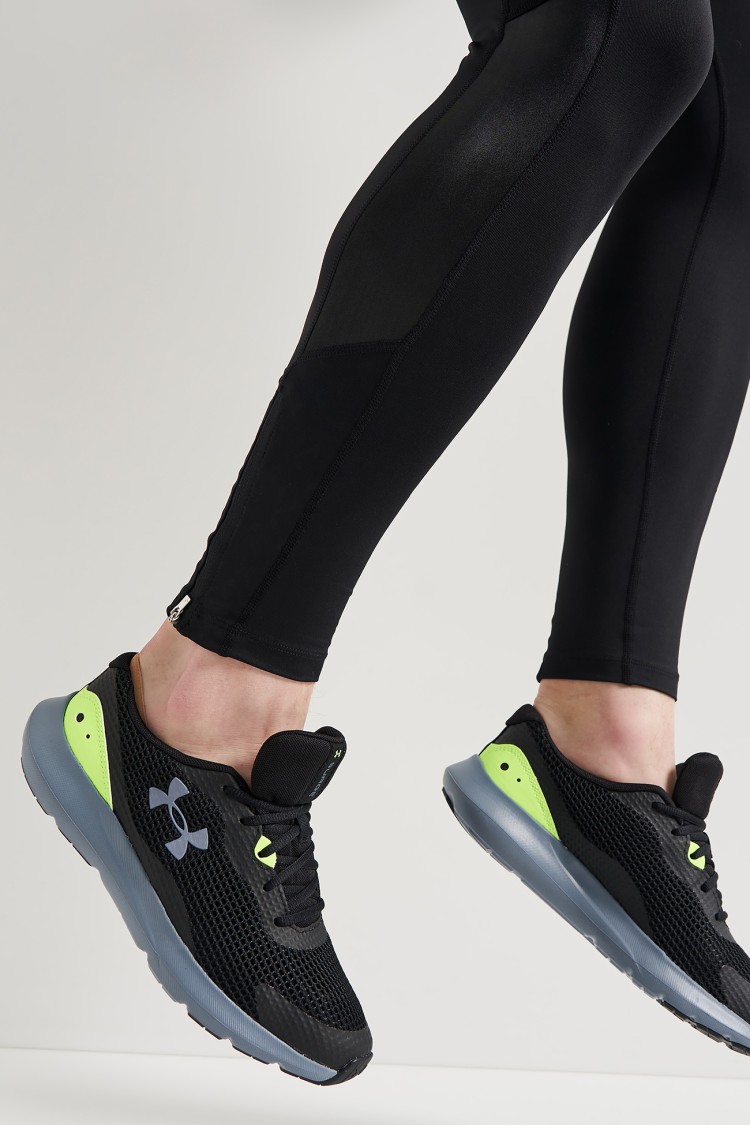 Кросівки чоловічі Under Armour UA Surge 3 чорні 3024883-003 изображение 6
