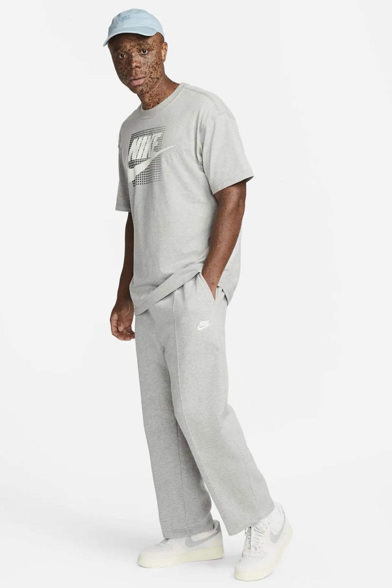 Футболка мужская Nike M NSW TEE M90 12MO FUTURA серая DZ2997-063 изображение 2