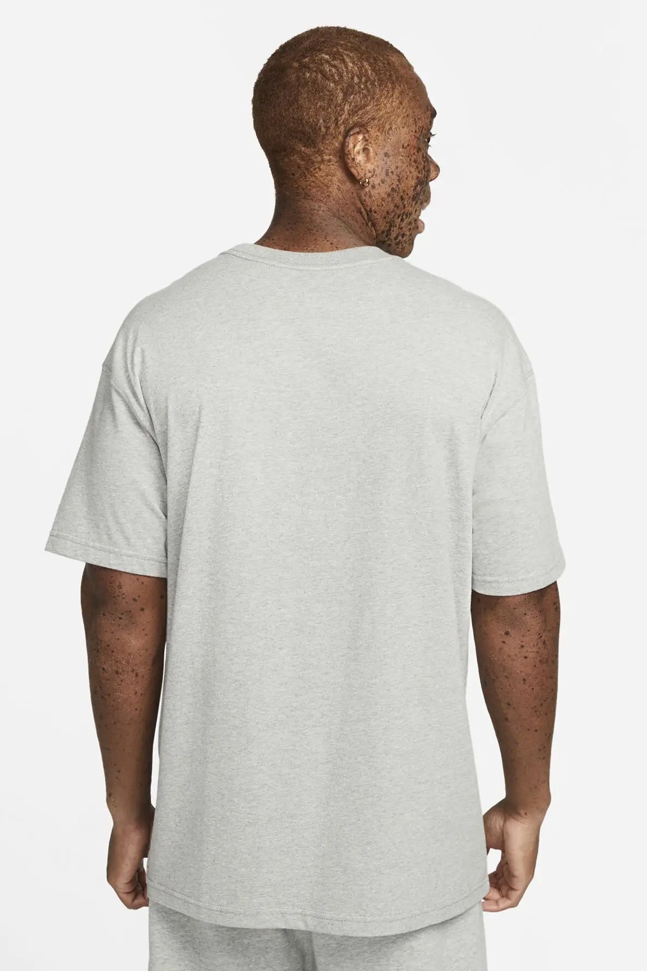 Футболка мужская Nike M NSW TEE M90 12MO FUTURA серая DZ2997-063 изображение 3