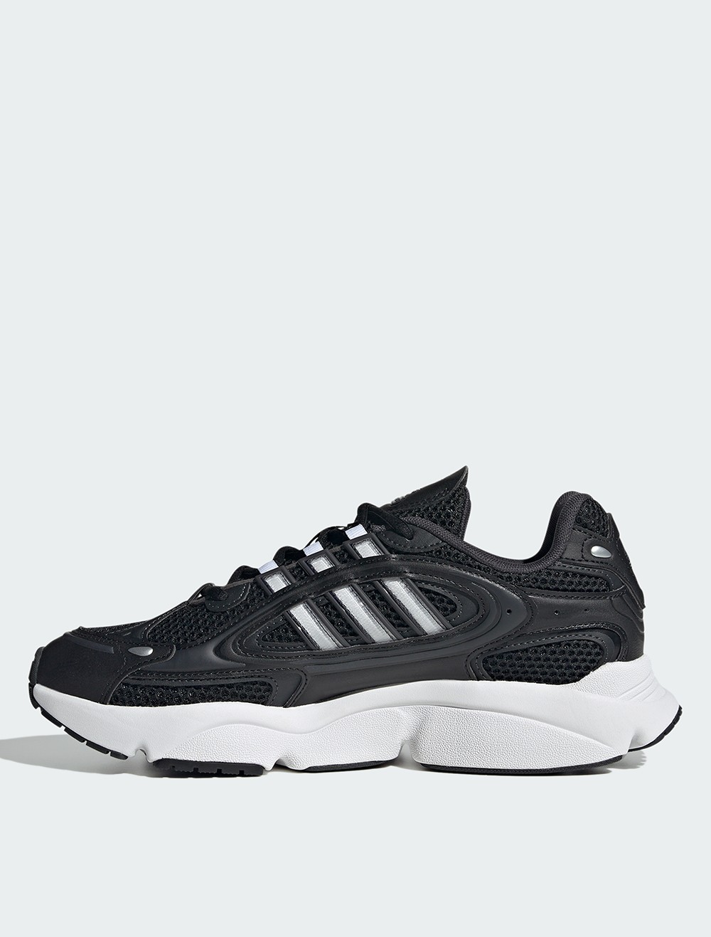 Кросівки чоловічі Adidas OZMILLEN чорні IF9593 изображение 7