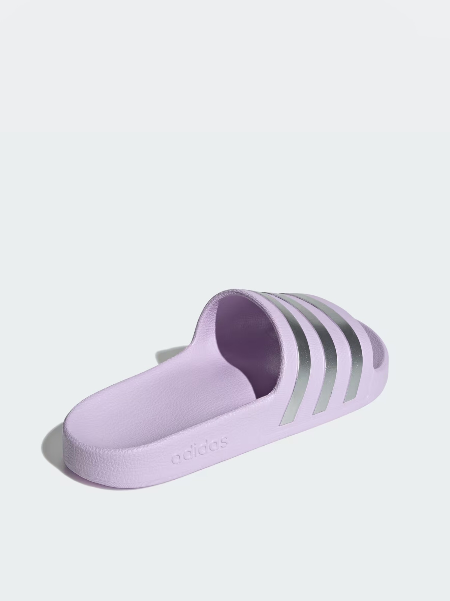 Пляжне взуття жіноче Adidas ADILETTE AQUA фіолетове IE8920 изображение 4