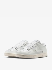 Кроссовки женские Nike W NIKE DUNK LOW NEXT NATURE белые IB7311-001 изображение 3