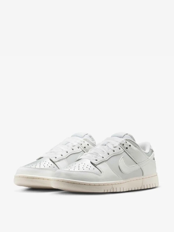 Кроссовки женские Nike W NIKE DUNK LOW NEXT NATURE белые IB7311-001 изображение 3