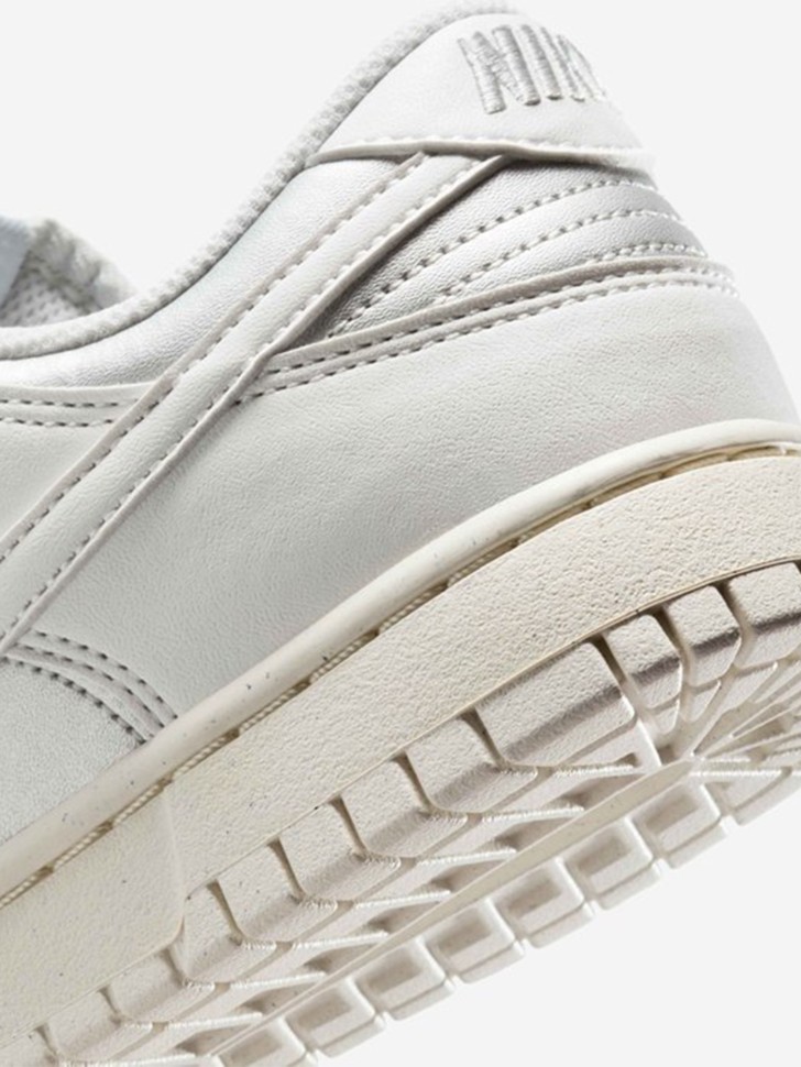 Кроссовки женские Nike W NIKE DUNK LOW NEXT NATURE белые IB7311-001 изображение 6