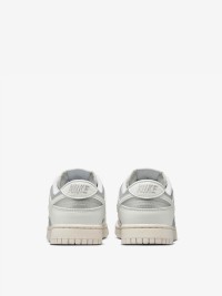 Кроссовки женские Nike W NIKE DUNK LOW NEXT NATURE белые IB7311-001 изображение 8