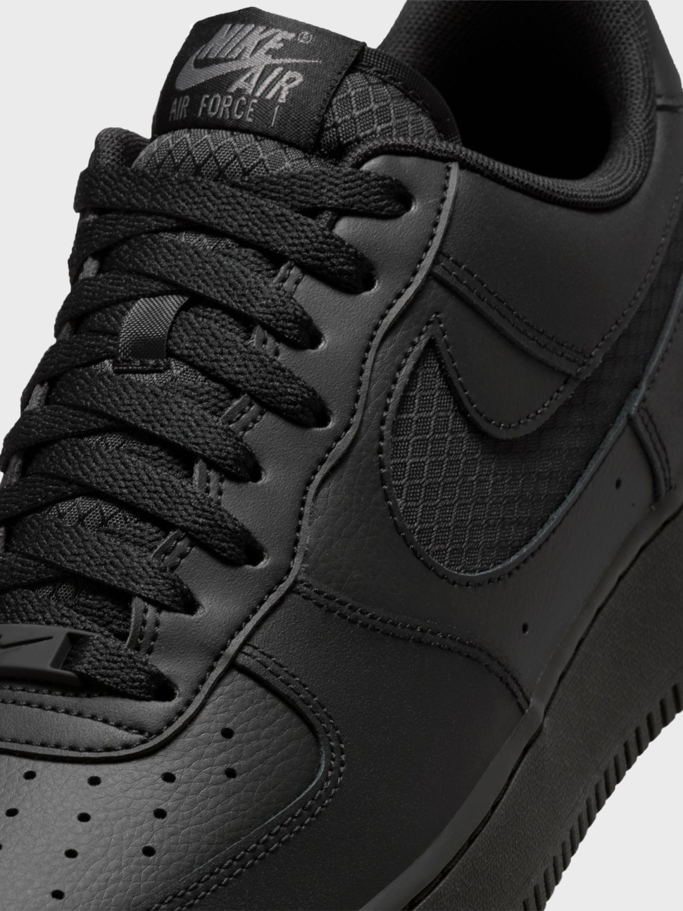 Кросівки чоловічі Nike NIKE AIR FORCE 1 '07 LV8 JD чорні IH4452-001 — фото 5 — Sport City Кросівки чоловічі Nike NIKE AIR FORCE 1 '07 LV8 JD чорні IH4452-001 — фото 5